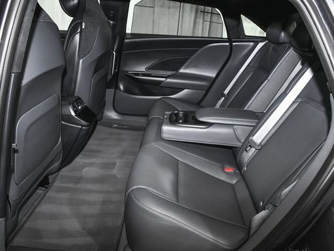 Used 2024 Lucid Air Grand Touring image 51