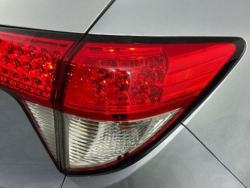 Used 2020 Honda HR-V LX image 32