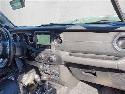 Used 2021 Jeep Gladiator Overland w/ Popular Equipment Package image 19