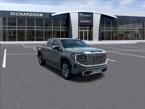 Used 2025 GMC Sierra 1500 Denali AWD/4WD image 8