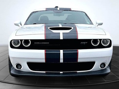 Used 2018 Dodge Challenger SRT image 2