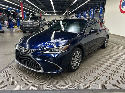 Used 2019 Lexus ES 350 w/ Premium Package FWD image 7