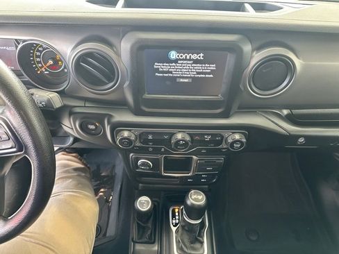 Used 2023 Jeep Wrangler Sport image 10