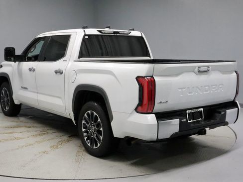 Used 2024 Toyota Tundra Limited AWD/4WD image 9