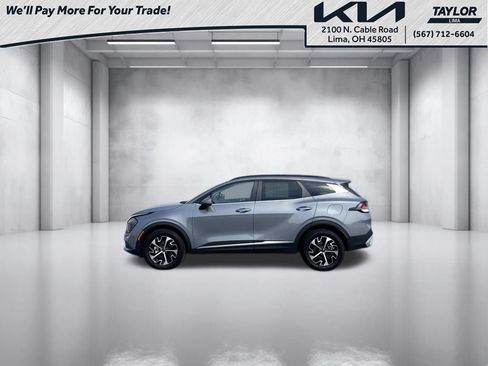 Used 2025 Kia Sportage EX w/ Premium Package AWD/4WD image 3