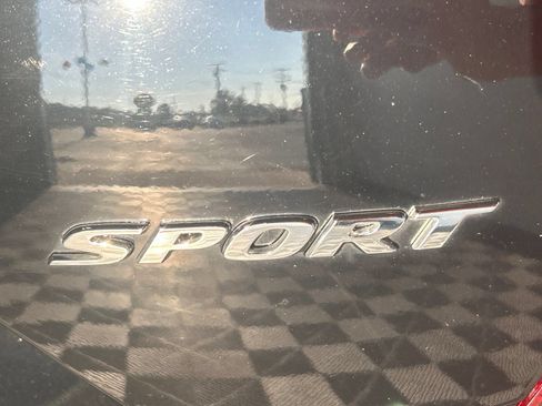 Used 2020 Honda Civic Sport image 7