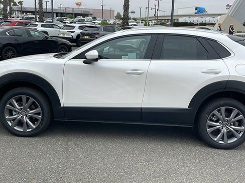Used 2025 MAZDA CX-30 AWD 2.5 S w/ Preferred Package image 12