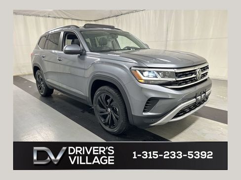 Used 2022 Volkswagen Atlas SE w/ Panoramic Sunroof Package image 1