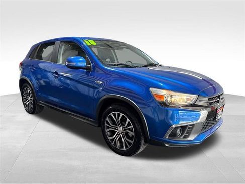 Used 2018 Mitsubishi Outlander Sport ES AWD/4WD image 3