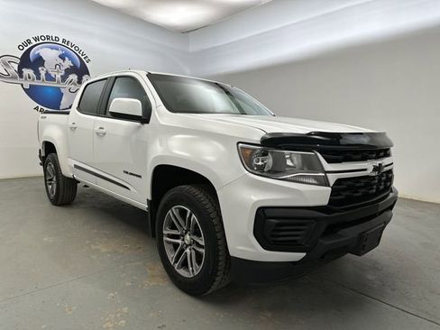Used 2022 Chevrolet Colorado W/T w/ Custom Special Edition AWD/4WD image 13