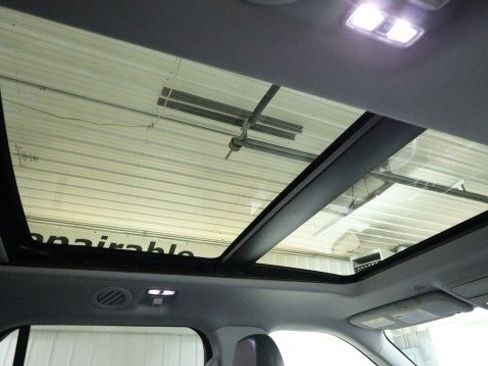 Used 2021 Ford Explorer XLT w/ Equipment Group 202A AWD/4WD image 13
