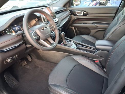 Used 2024 Jeep Compass Trailhawk AWD/4WD image 13