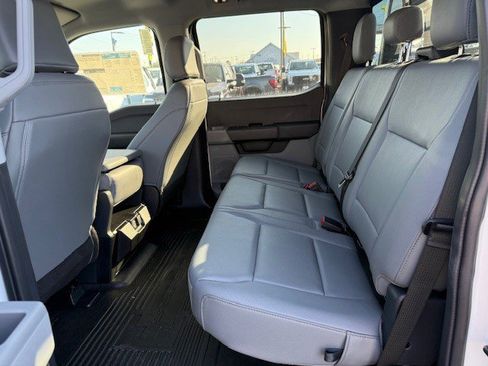 New 2025 Ford F550 4x4 Crew Cab image 9
