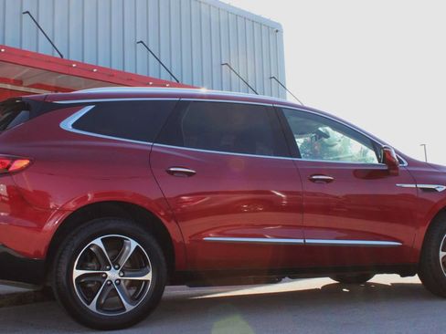 Used 2021 Buick Enclave Essence w/ Sport Touring Edition AWD/4WD image 9