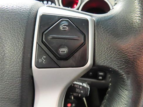 Used 2014 Toyota Sequoia Limited image 21