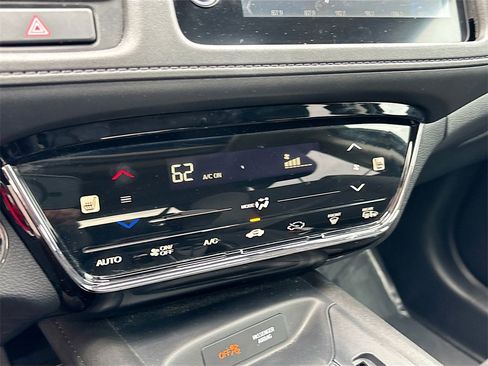 Used 2022 Honda HR-V EX image 15