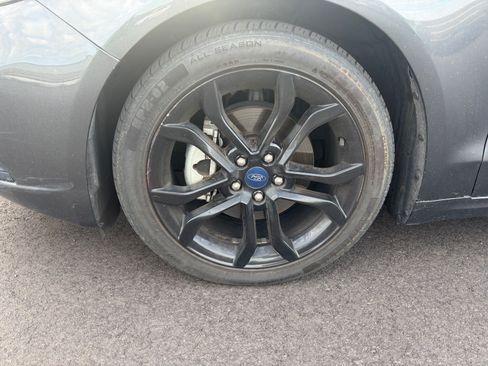 Used 2019 Ford Fusion SE w/ Equipment Group 151A FWD image 6