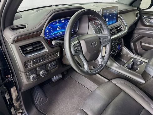 Used 2023 Chevrolet Tahoe Z71 w/ Luxury Package image 9