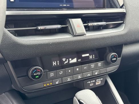 New 2026 Subaru Outback Premium image 24