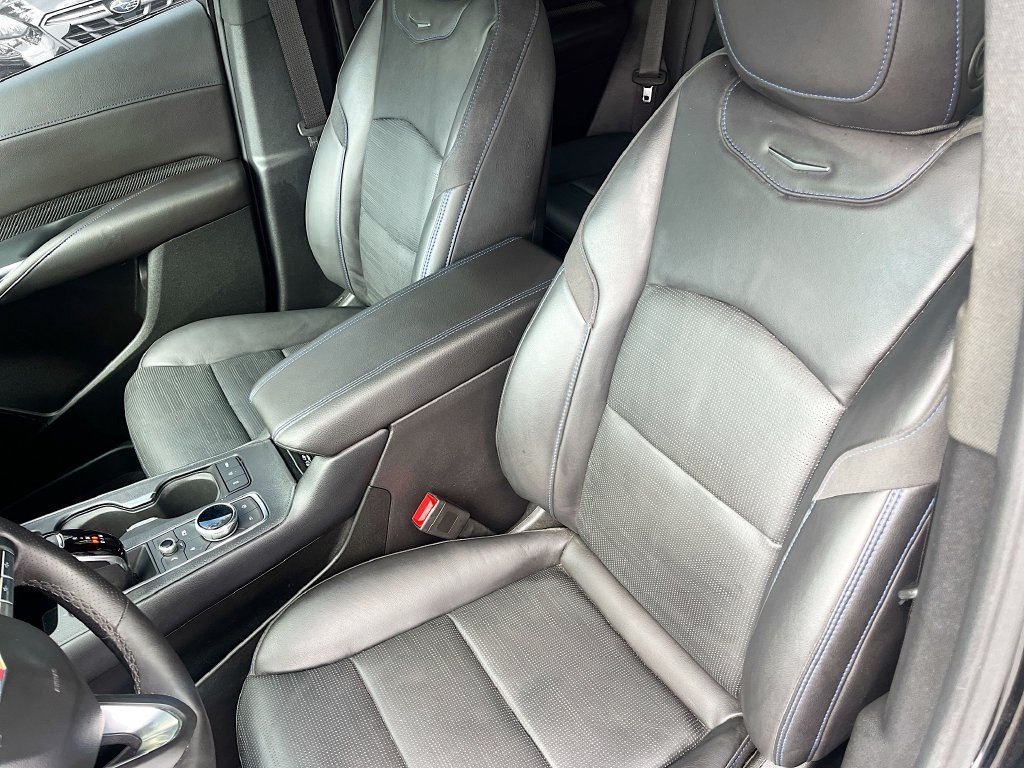 Used 2025 Cadillac XT4 Sport AWD/4WD image 21