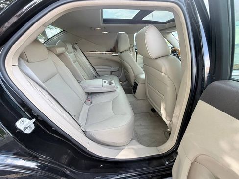 Used 2012 Chrysler 300 Limited w/ Luxury Group RWD image 28