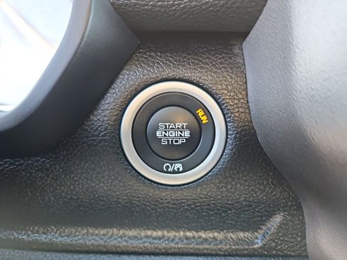 Used 2025 RAM 2500 Laramie image 21