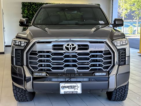 Used 2025 Toyota Tundra Platinum w/ TRD Off-Road Package AWD/4WD image 9