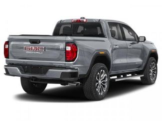 New 2026 GMC Canyon Denali video 2
