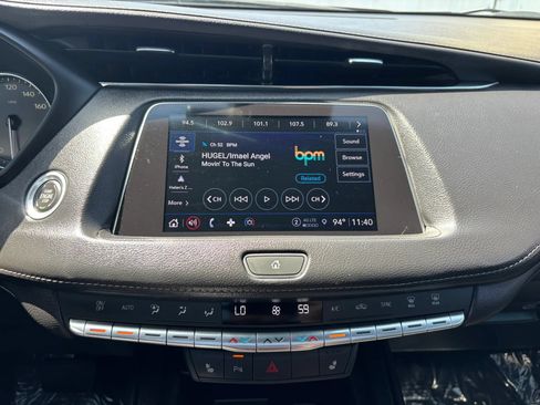 Used 2022 Cadillac XT4 Luxury w/ Cold Weather Package FWD image 34