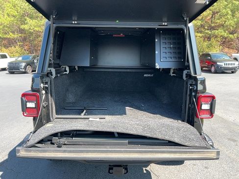 Used 2025 Jeep Gladiator Rubicon image 31