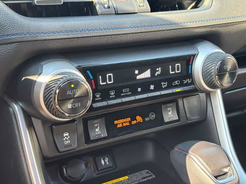 Used 2019 Toyota RAV4 XSE AWD/4WD image 30