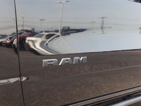 Used 2019 RAM 1500 Big Horn AWD/4WD image 28
