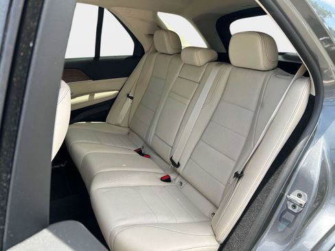 Used 2022 Mercedes-Benz GLE 350 4MATIC image 16