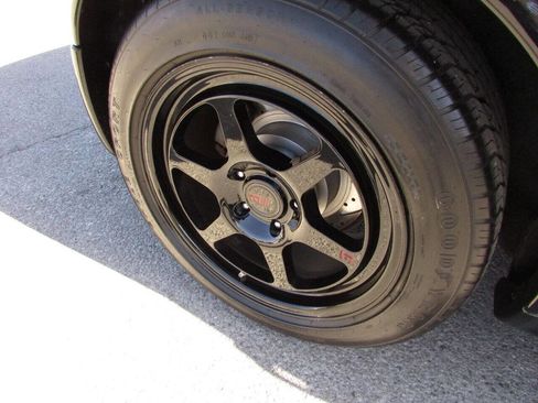 Used 2014 Nissan Juke SV w/ Navigation Package image 12