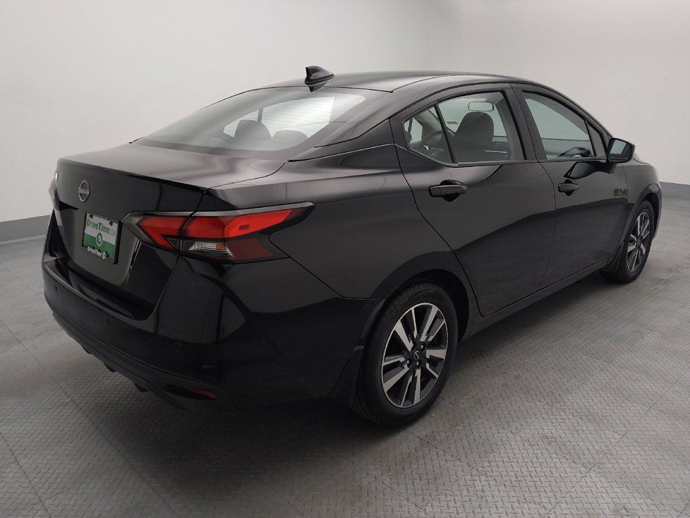 Used 2025 Nissan Versa SV w/ Trunk Package FWD image 9