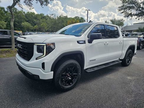Used 2023 GMC Sierra 1500 Elevation w/ LPO, Elevation Black Package AWD/4WD image 8