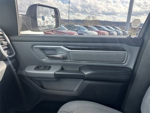 Used 2021 RAM 1500 Big Horn image 29