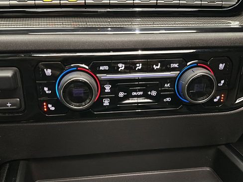 Used 2024 Chevrolet Silverado 1500 ZR2 w/ ZR2 Bison Edition image 28