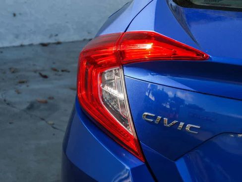 Used 2017 Honda Civic LX image 7