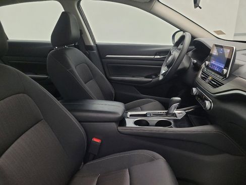 Used 2023 Nissan Altima 2.5 SV image 21