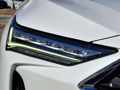 Used 2023 Acura MDX Technology image 9