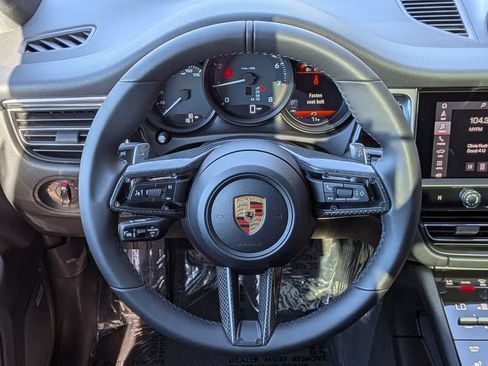 Certified 2026 Porsche Macan AWD/4WD image 16