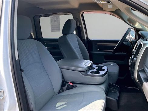 Used 2018 RAM 2500 SLT w/ Snow Chief Group AWD/4WD image 29