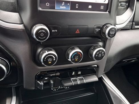 Certified 2022 RAM 1500 Big Horn AWD/4WD image 15