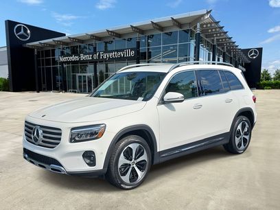 New 2025 Mercedes-Benz GLB 250