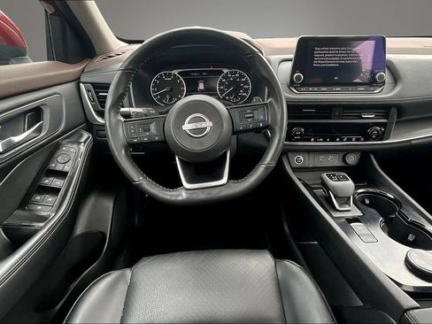 Certified 2023 Nissan Rogue SV w/ SV Premium B Package AWD/4WD image 8