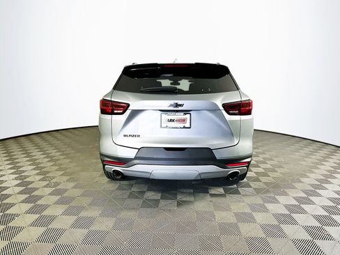 Used 2023 Chevrolet Blazer LT w/ Convenience Package FWD image 11