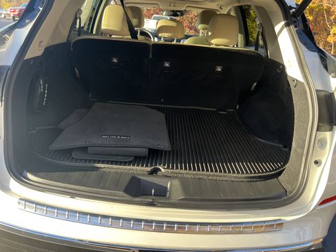 Certified 2024 Nissan Murano Platinum w/ Cargo Package image 19