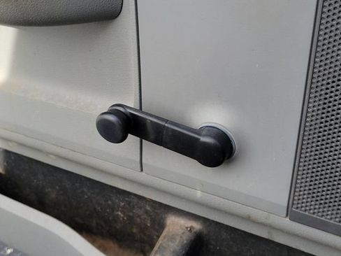 Used 2007 Ford F150 STX RWD image 24