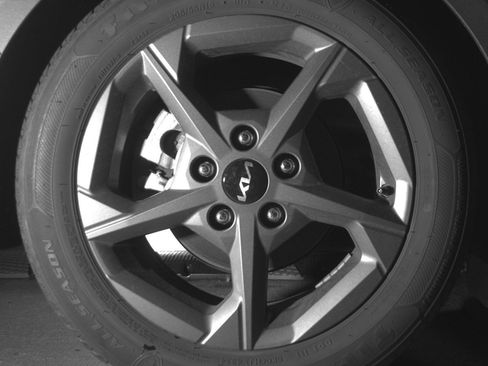 Used 2025 Kia K4 LXS image 15